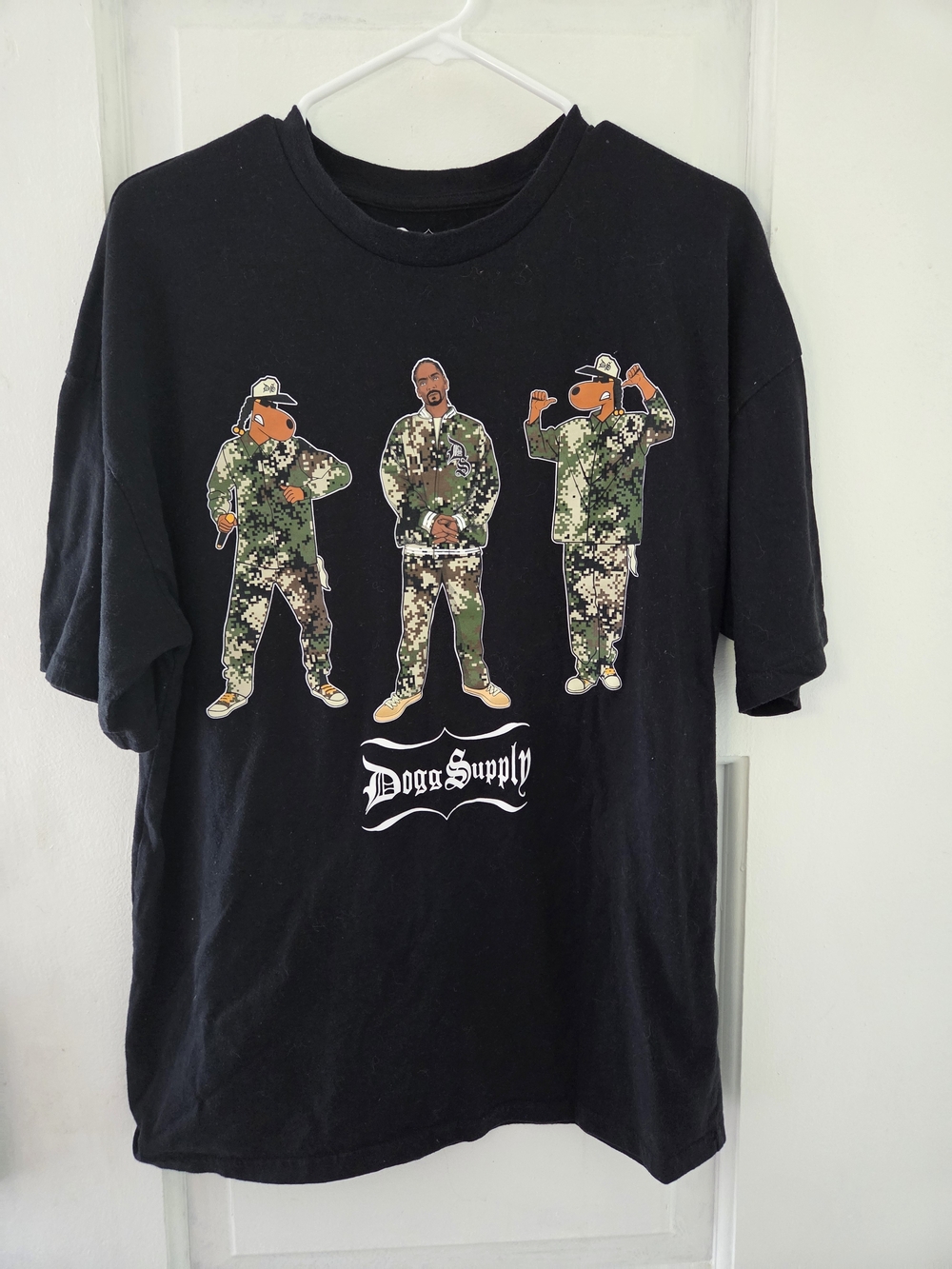 Dogg Supply by Snoop Dogg Graphic T Shirt Black Camo Print Men's Medium M